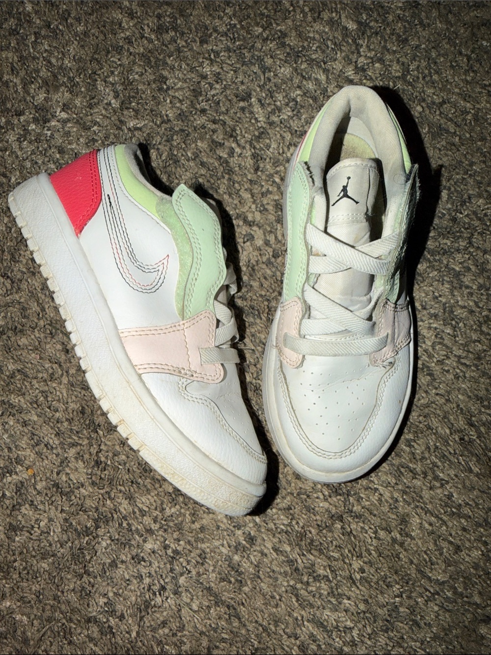 Jordan 1 low “glow in the dark” sz 13c
